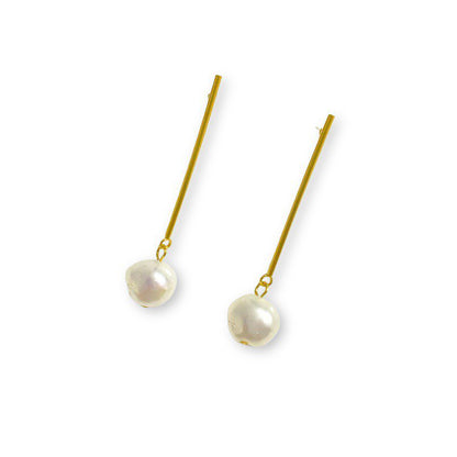 Riley Pearl Earrings